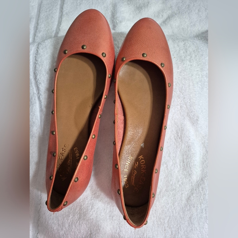 Kork Easy Coral Studded Loafers Size 8M